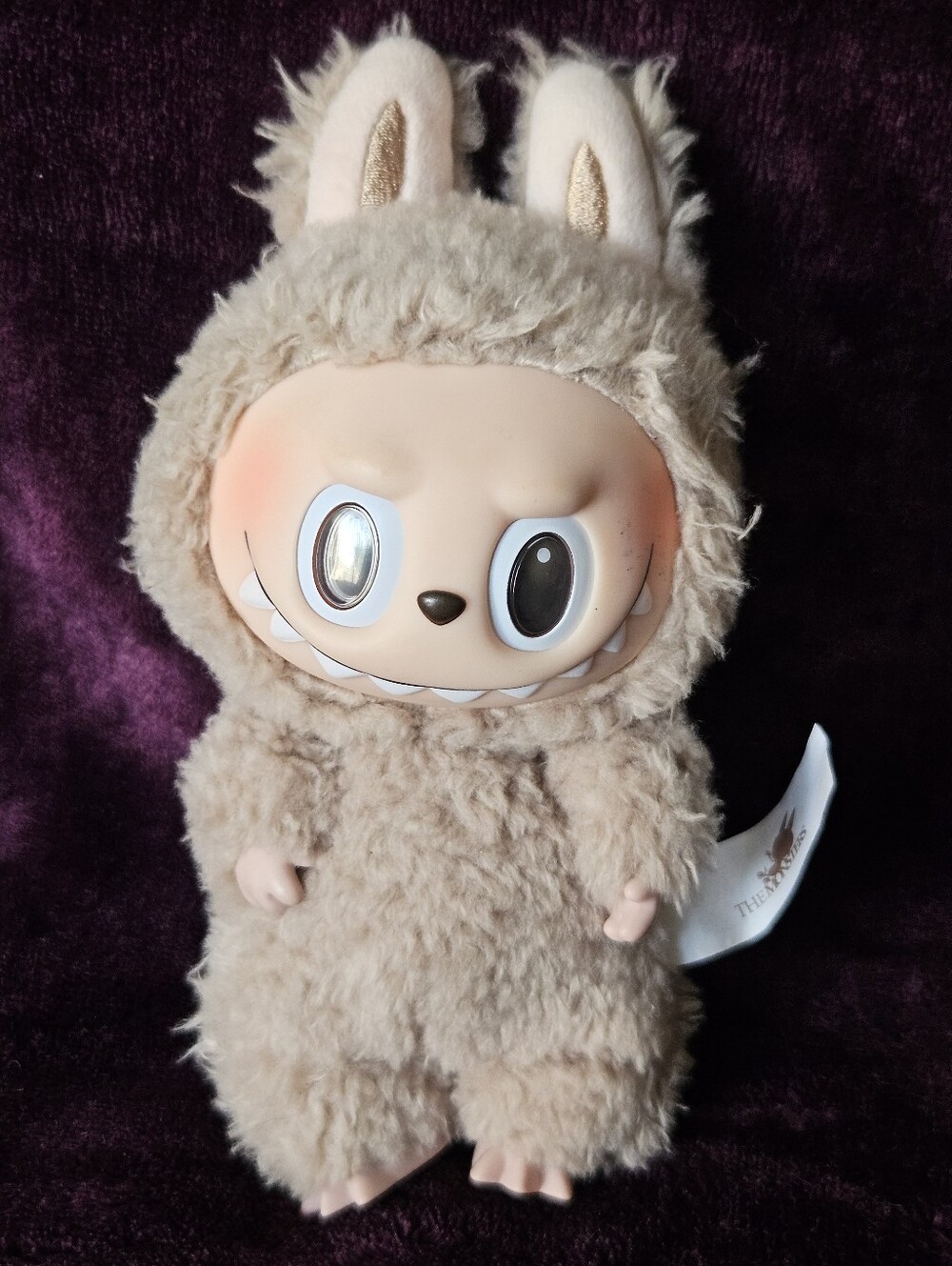 LABUBU "THE MONSTERS" Exciting Macaron- Toffee Authentic Plush - Picture 2 of 3